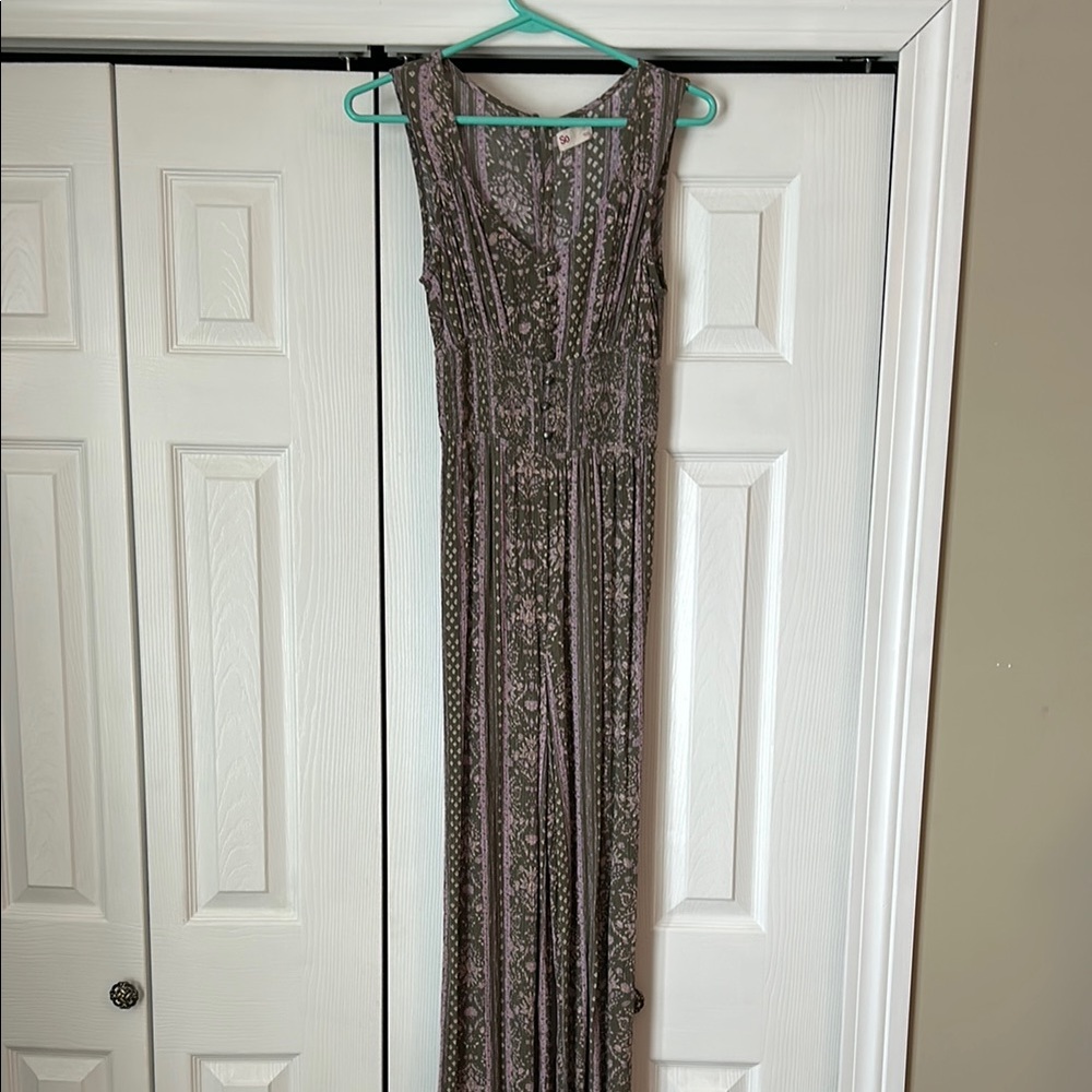Pantsuit with button Embellished top, Sleeveless